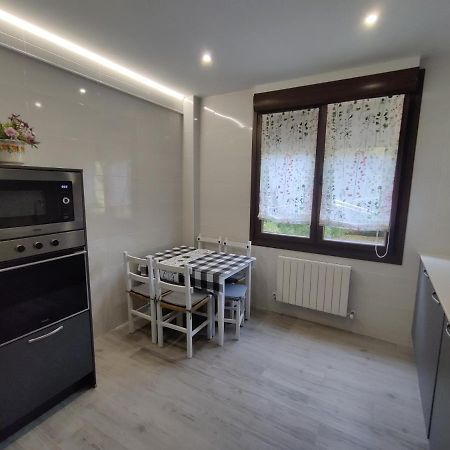 Piso Bilbao San Mames Apartment Ngoại thất bức ảnh
